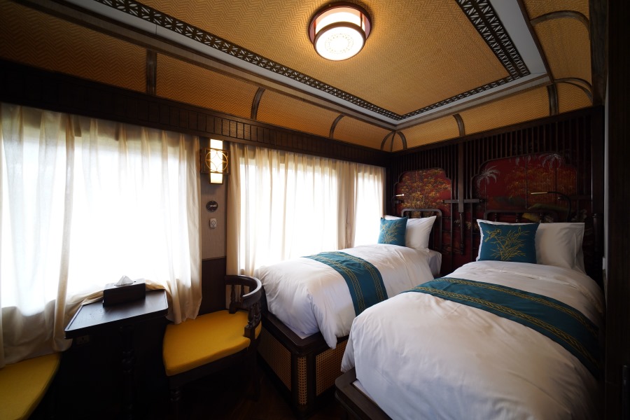 sjourney twin bed 