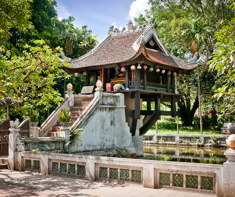 One Pillar Pagoda | SJourney