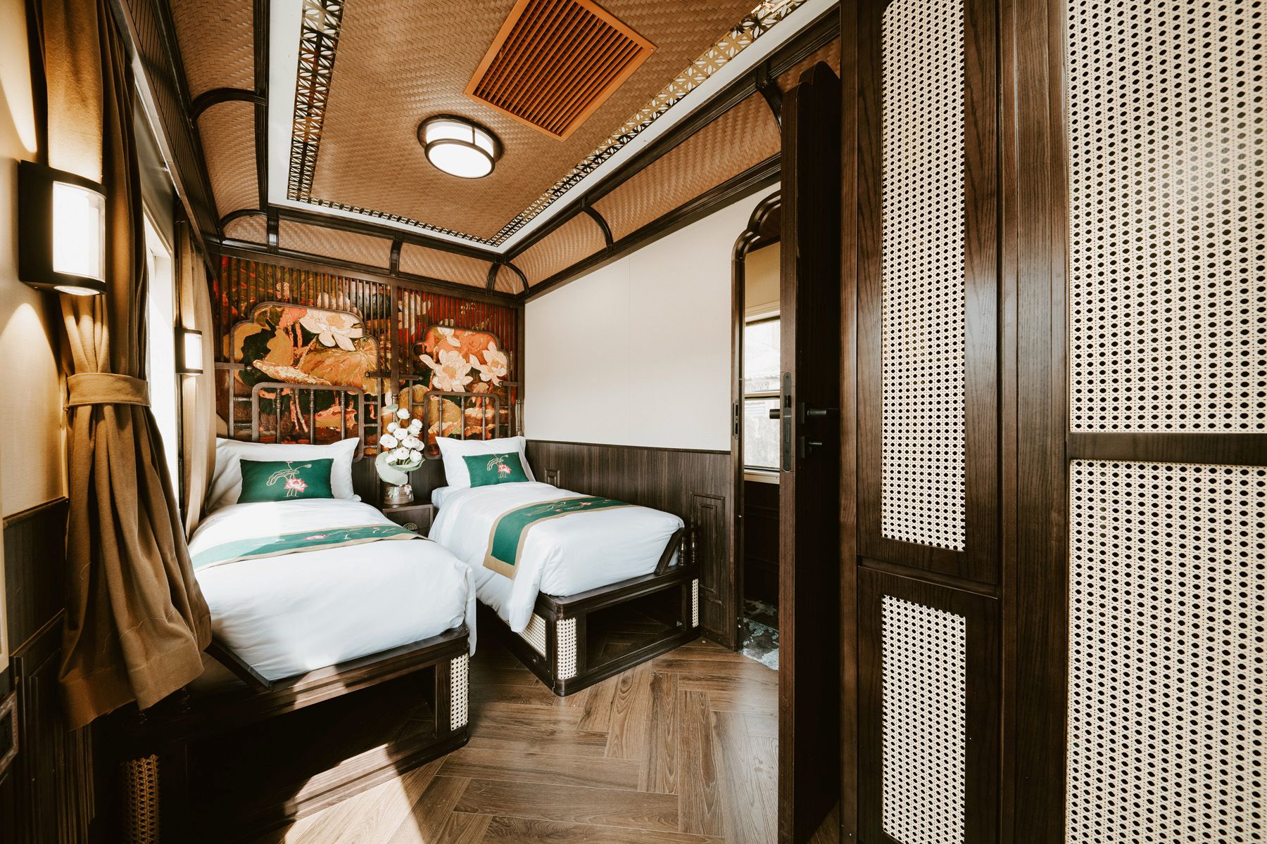 Sjourney twin room