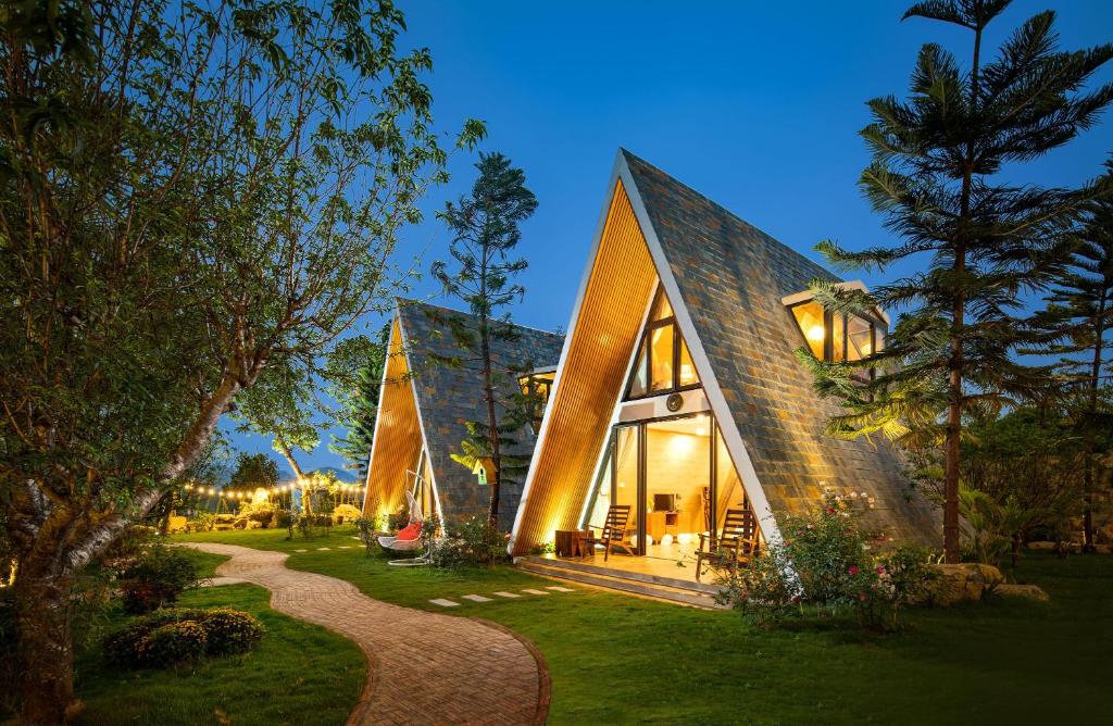 ba dinh garden resort and spa ninh binh
