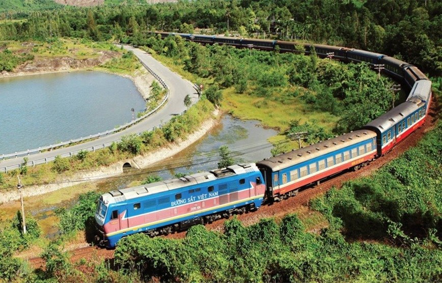 journey on rail through vietnam